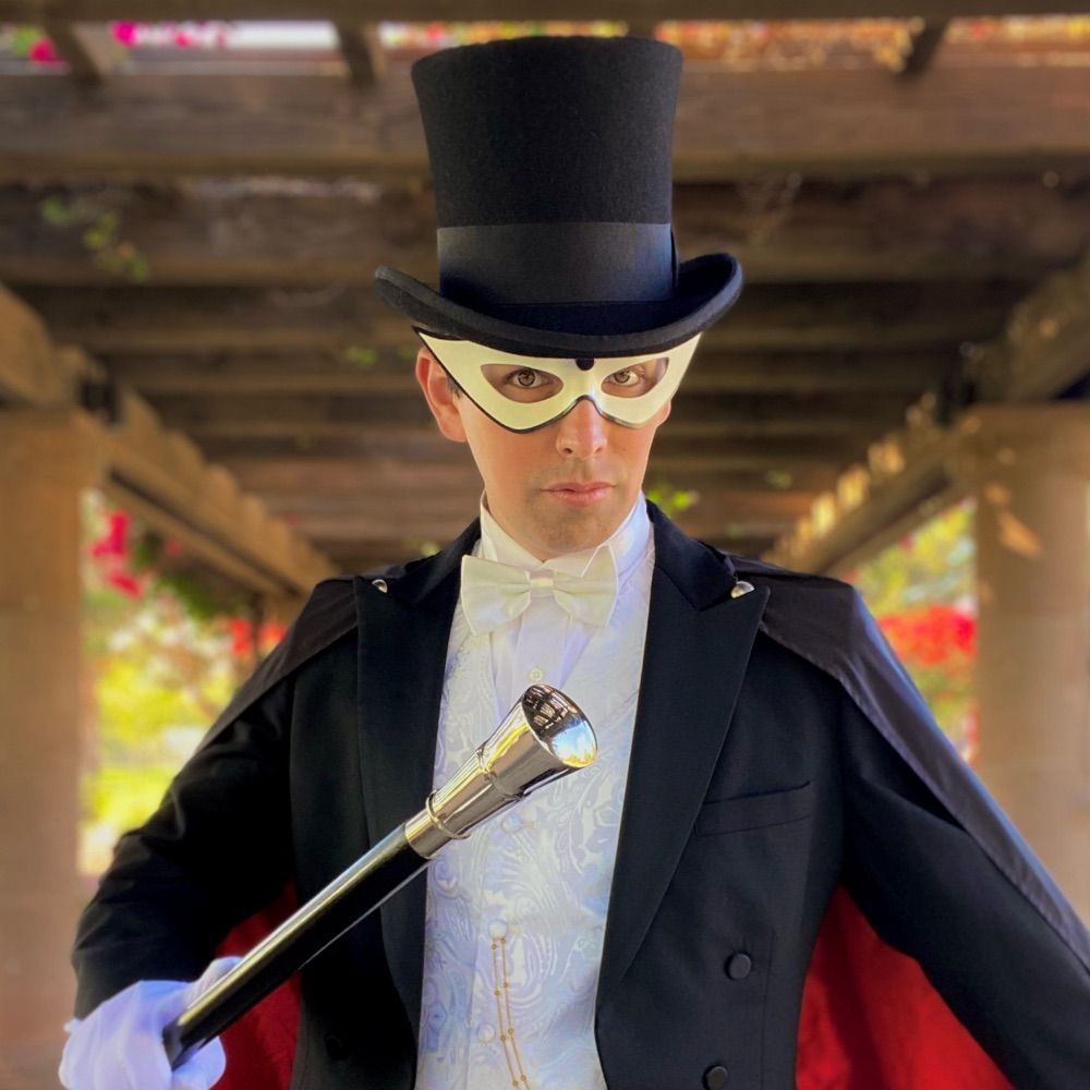 Tuxedo Mirage Cosplay