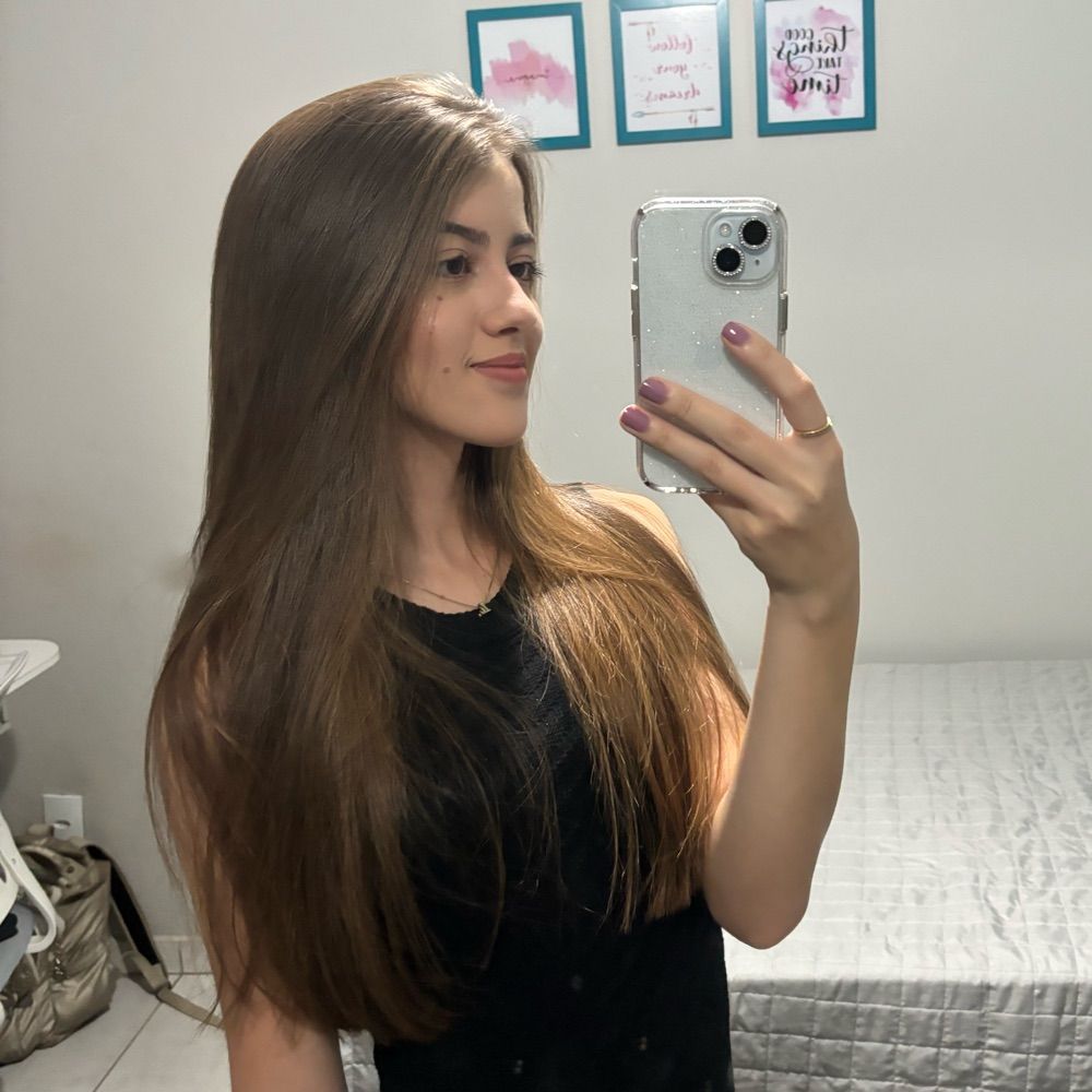 Laís Guzelotto