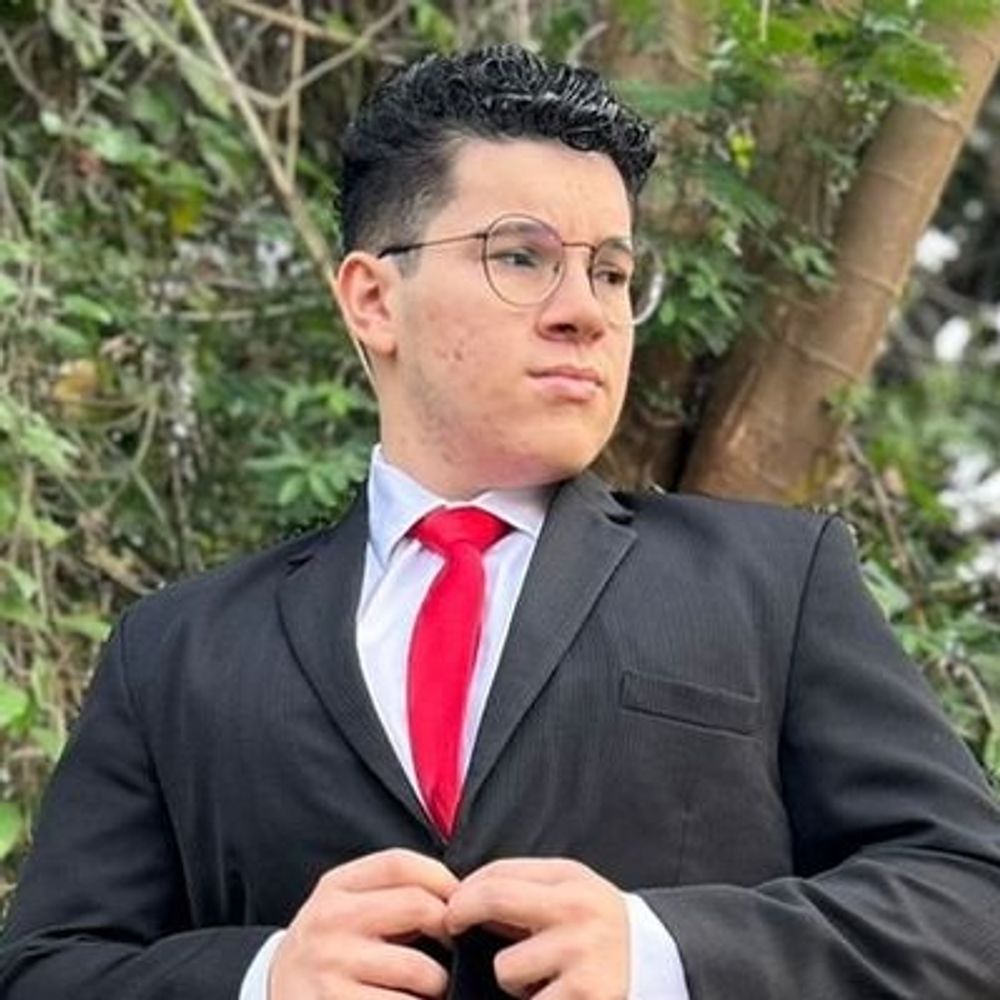 Cauã Ferraz