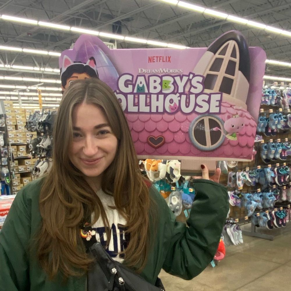 gabby (ur mom from twitter)