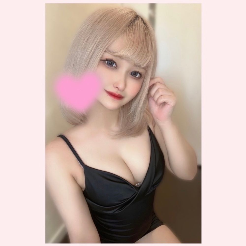 西山りか🐰🤍