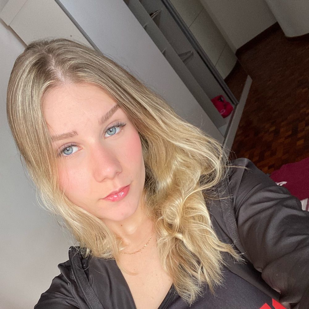 Júlia 