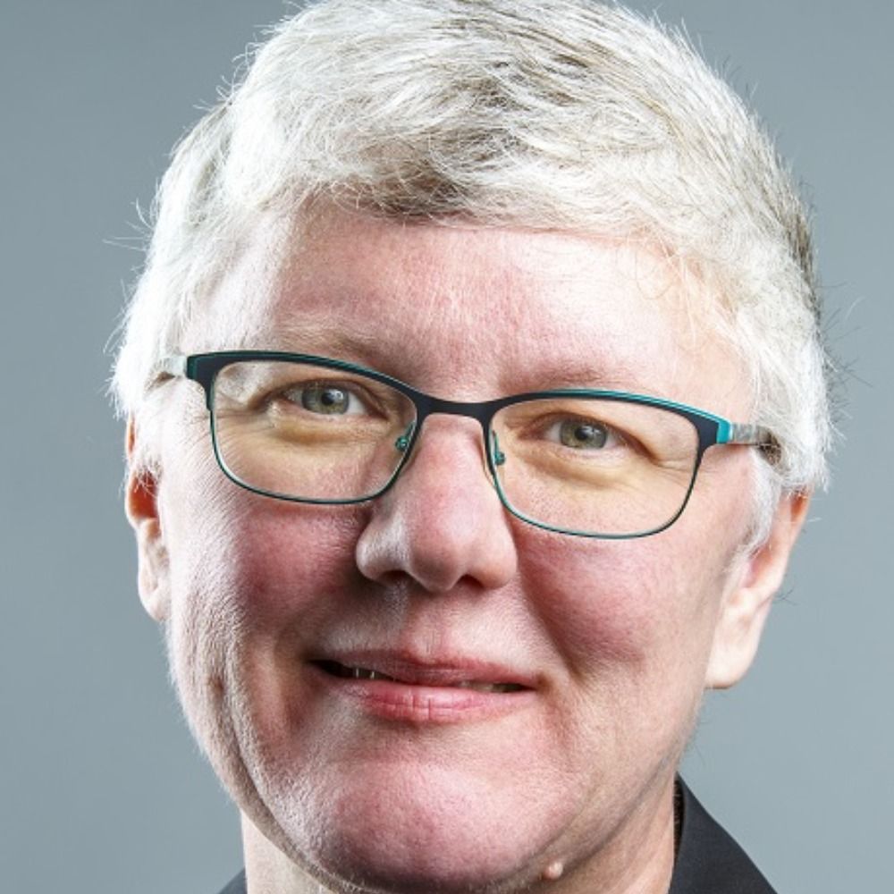 Lynne Bowker