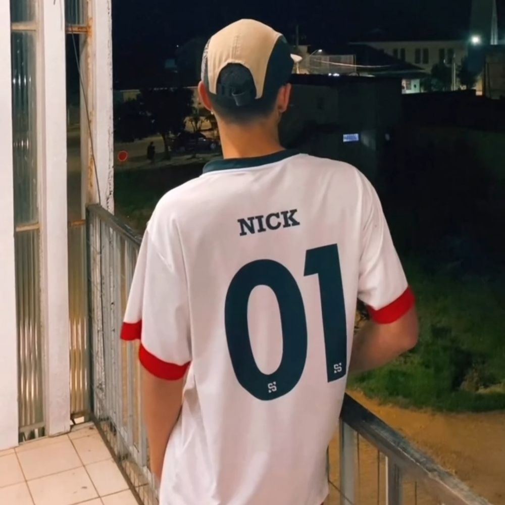 Nicolas ☄️