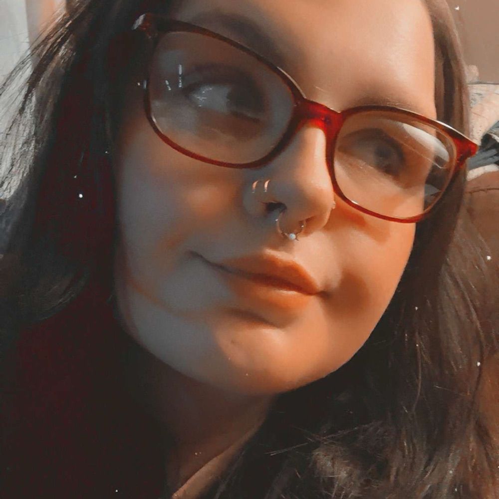 ✨𝓌𝒽𝒾𝓉 • 𝒾𝓇𝒾𝓈 𝓂𝑜𝓈𝓈✨