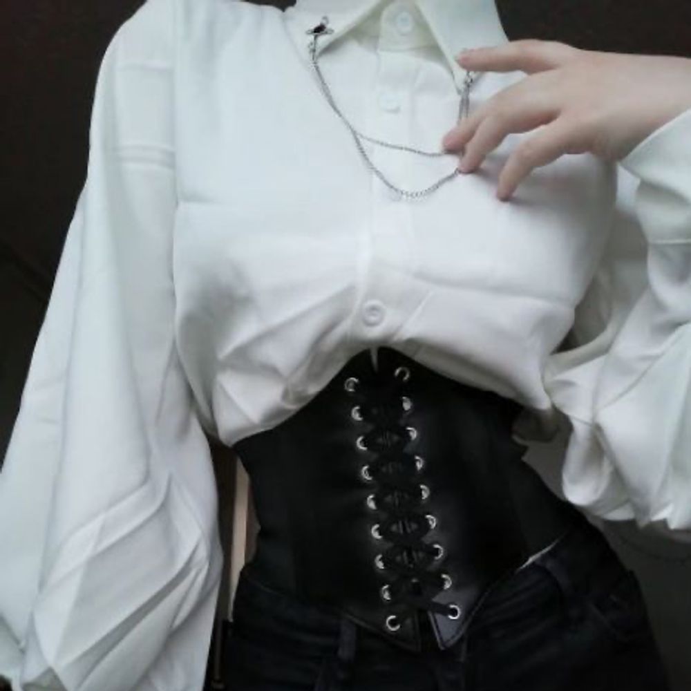 김육초