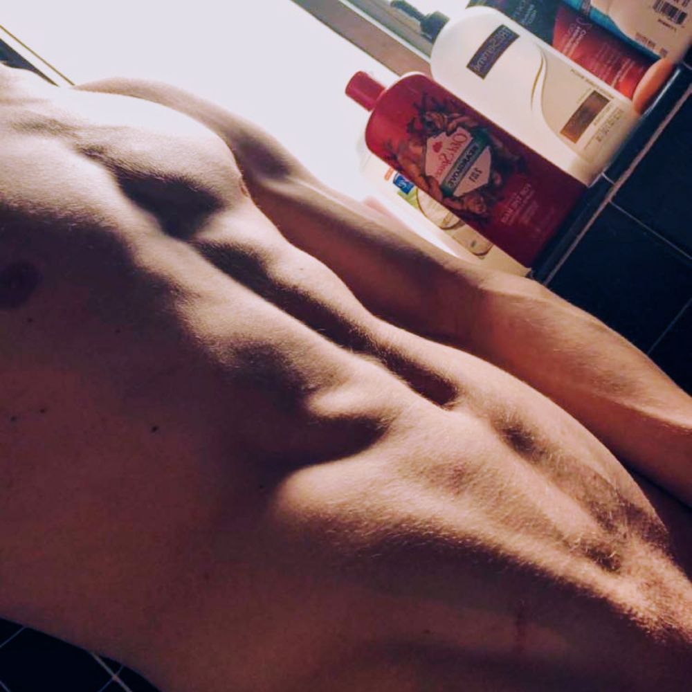 Cam