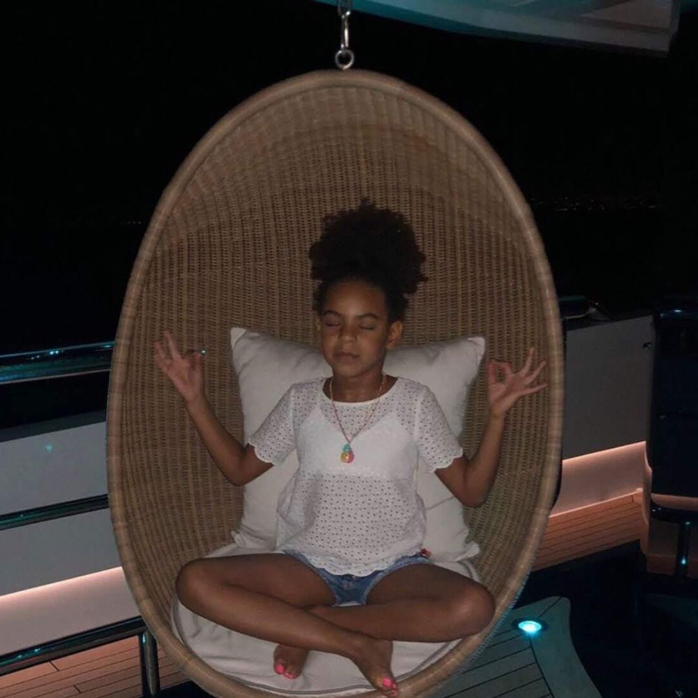nay 🐝