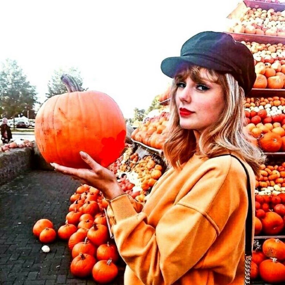 Char🧣🍂💋
