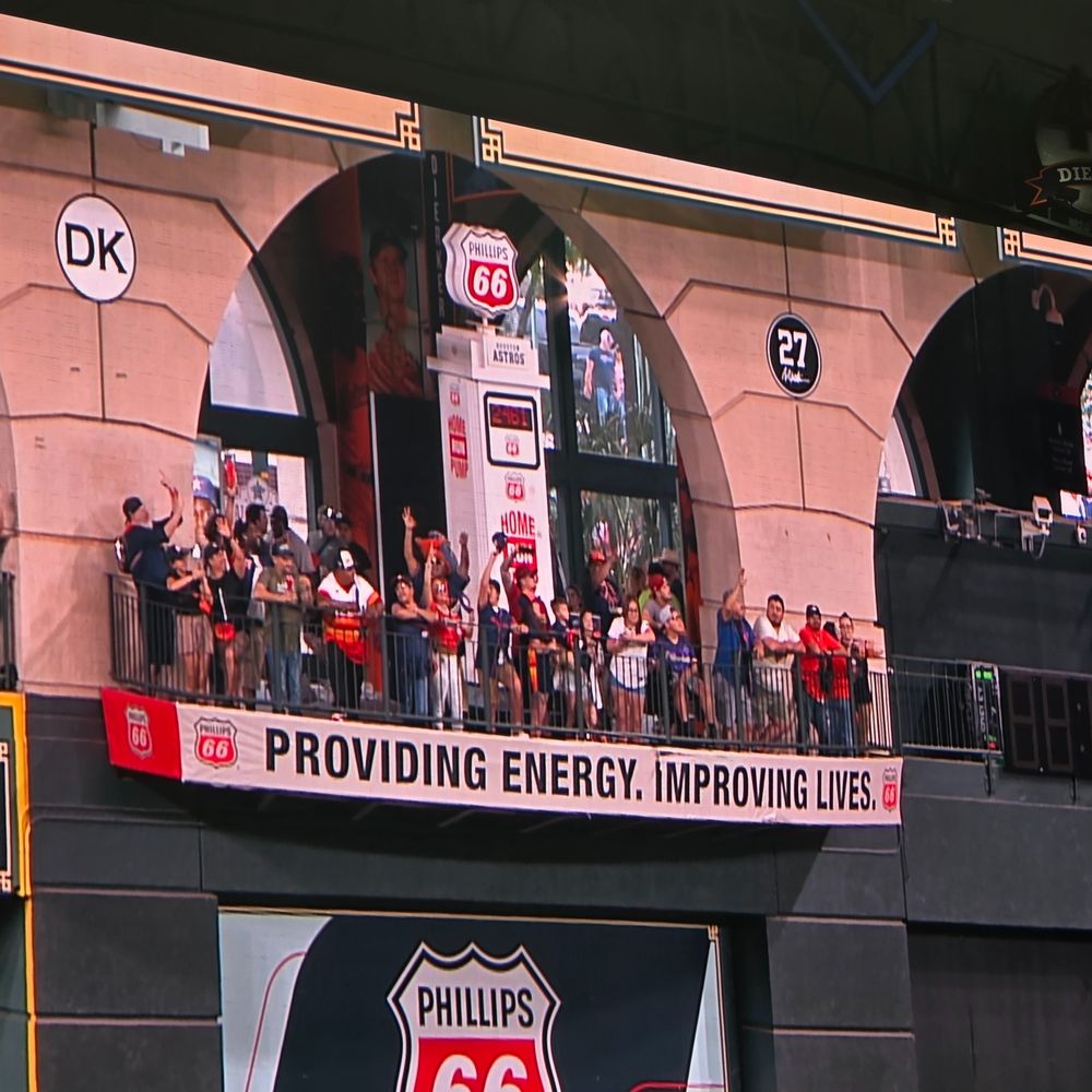 Parades around the bases