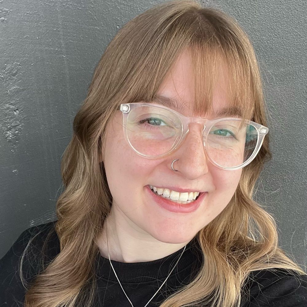 julia (she/her)