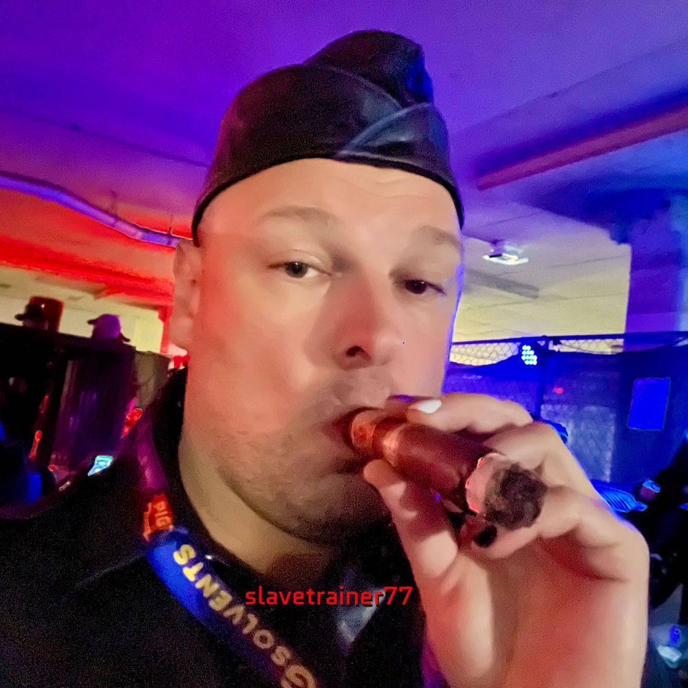 slavetrainer77