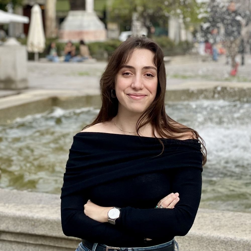 María G de Montis