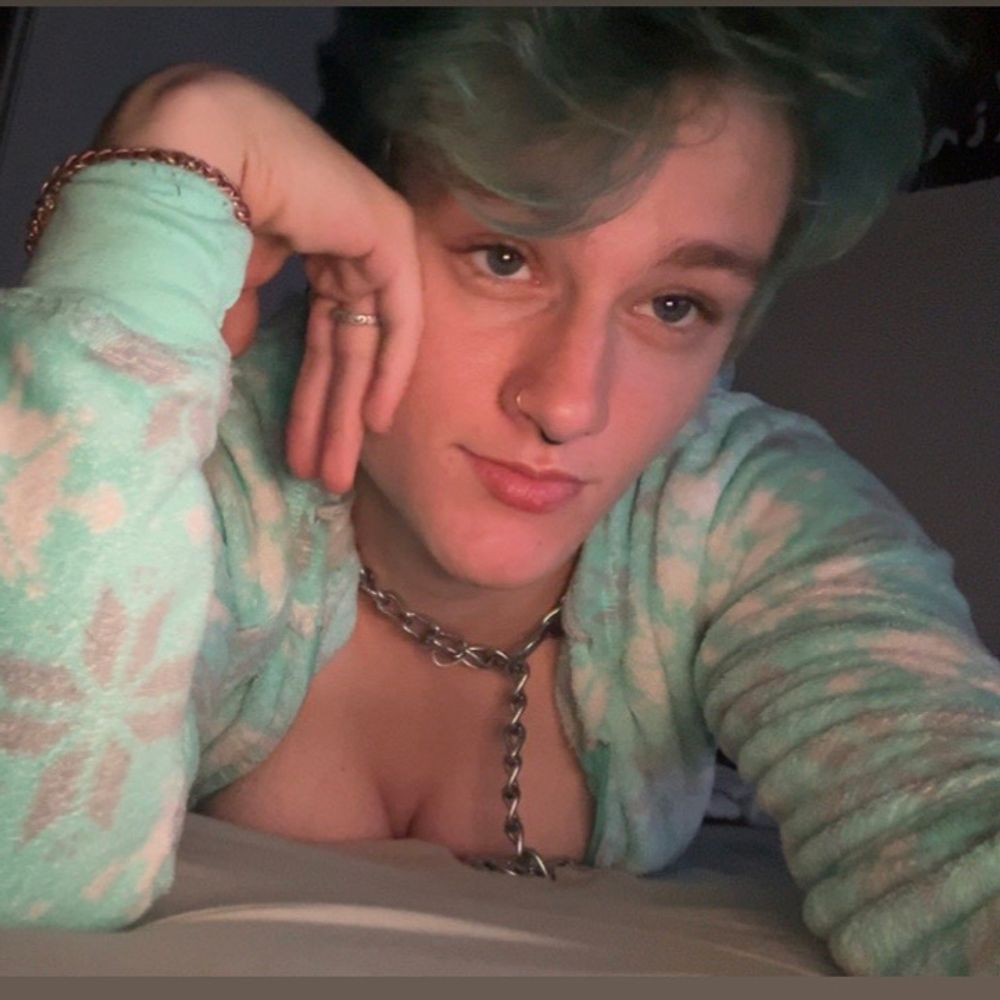 Just Your Gay Local Slutty Boy😘✌️