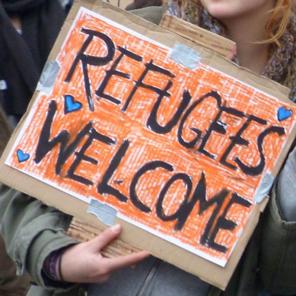 refugees-welcome.bsky.social
