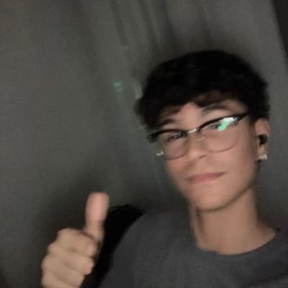 jota 🦇