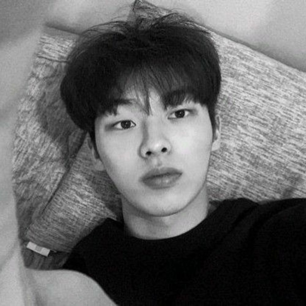 —  𝐊. 