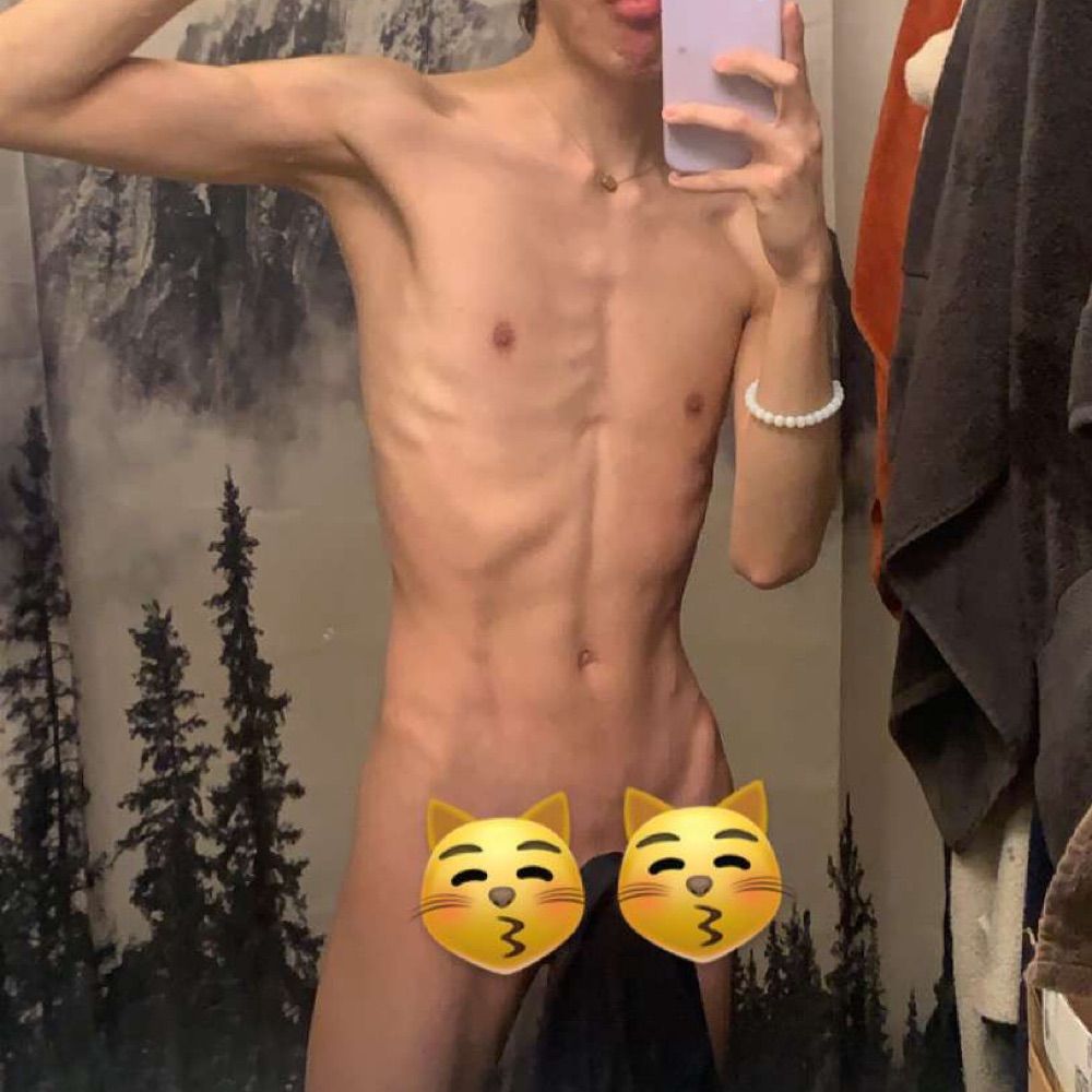 Isaak Twink Boy