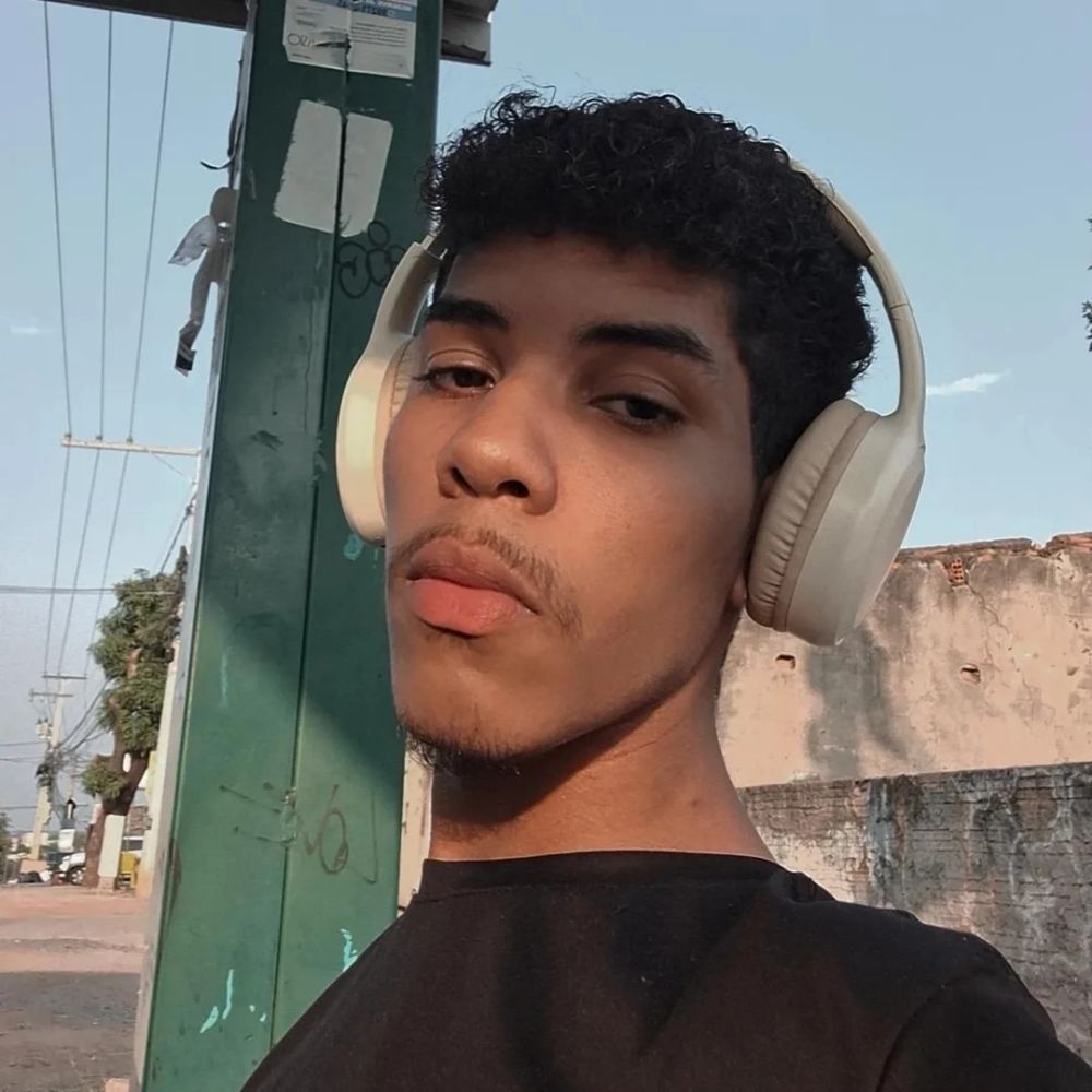Adrian Leite 