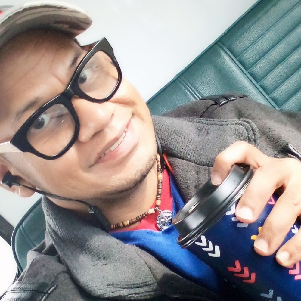 vonzef.bsky.social profile picture