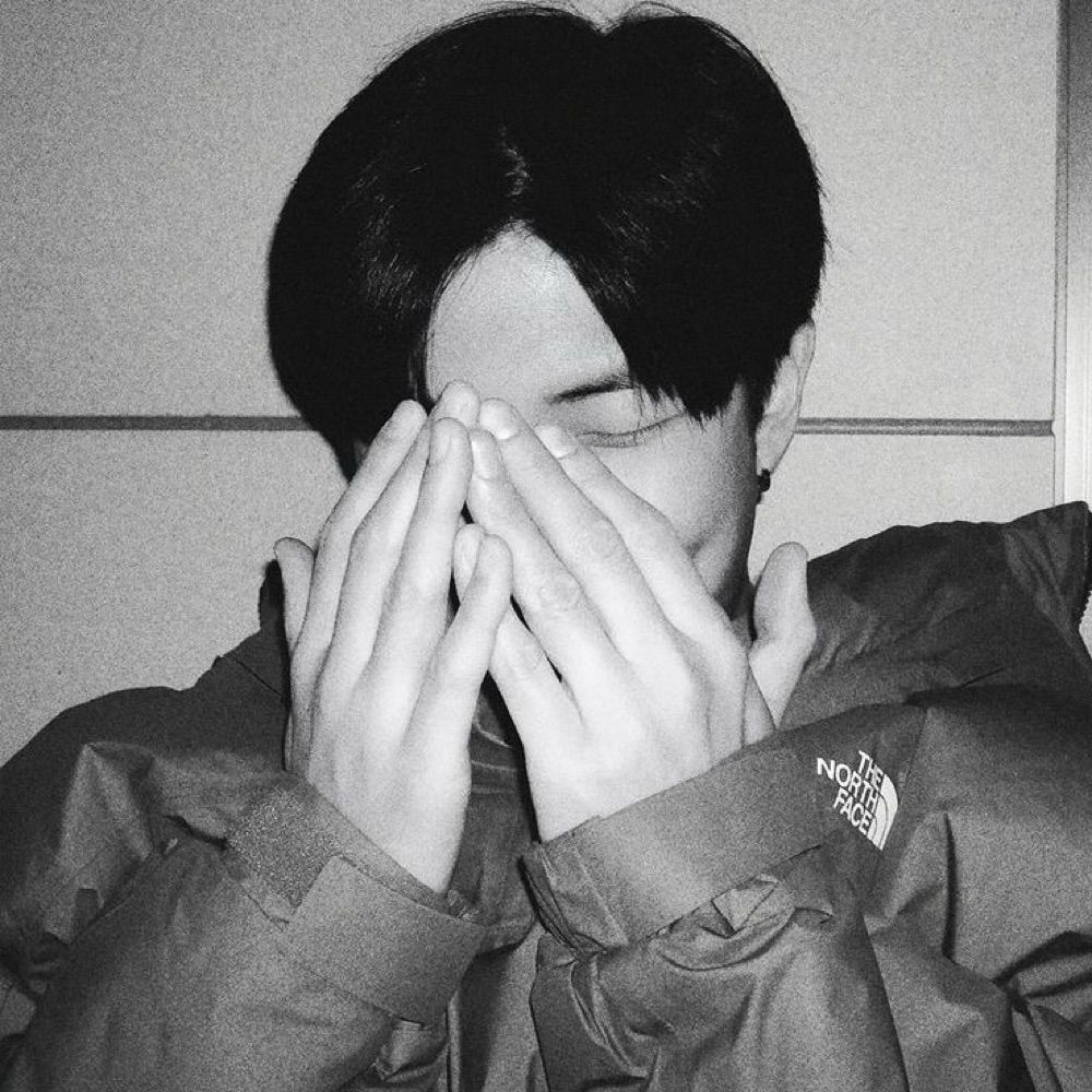 Line - Hobi is coming 💜