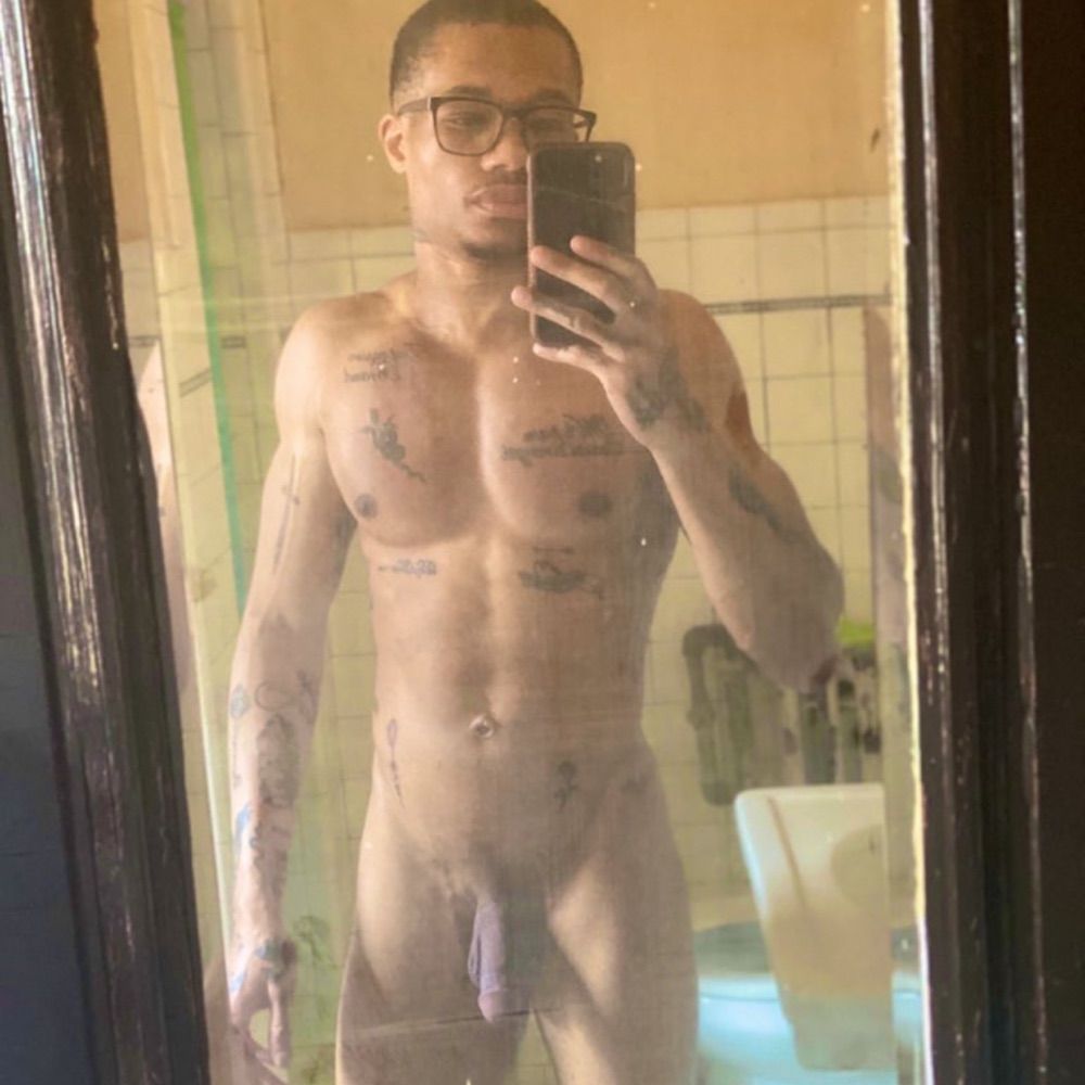 🍆 nothing on here 🍑