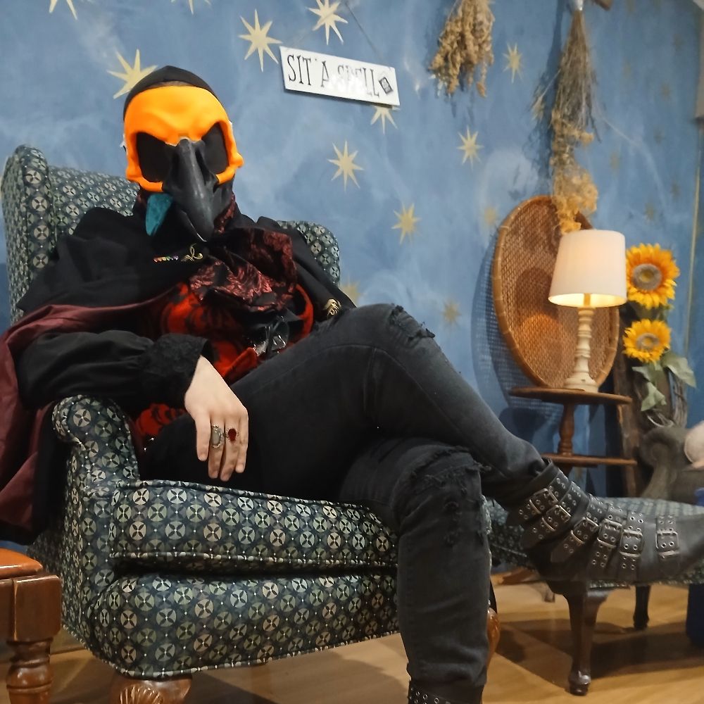 MENTOKK THE ROBOCROW AKA MRCROWBOTO