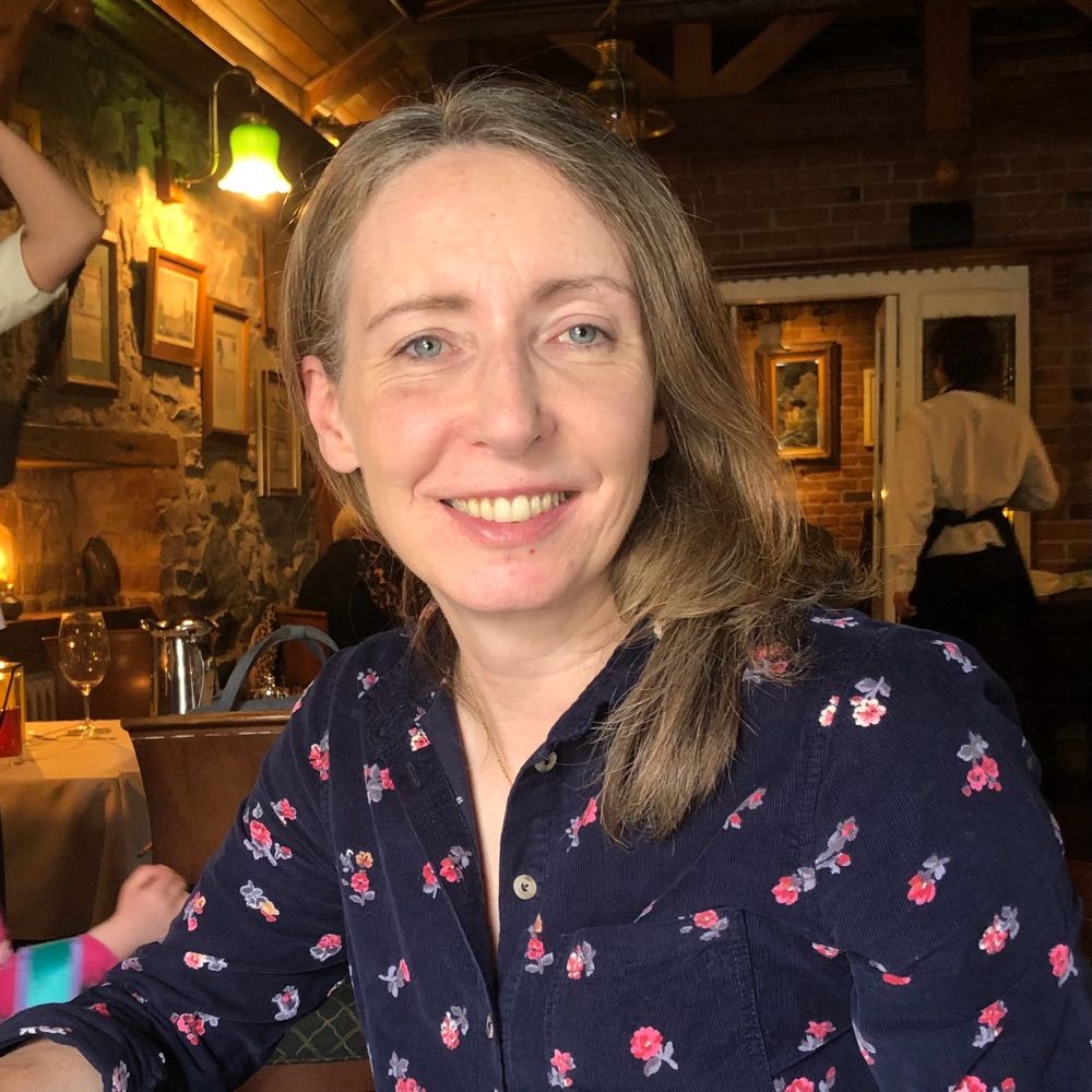 Denise Hilton