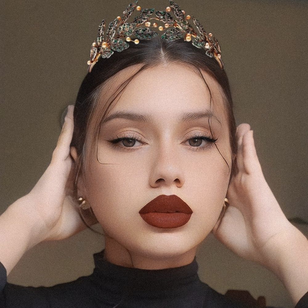 𝓠𝓾𝓮𝓮𝓷✨