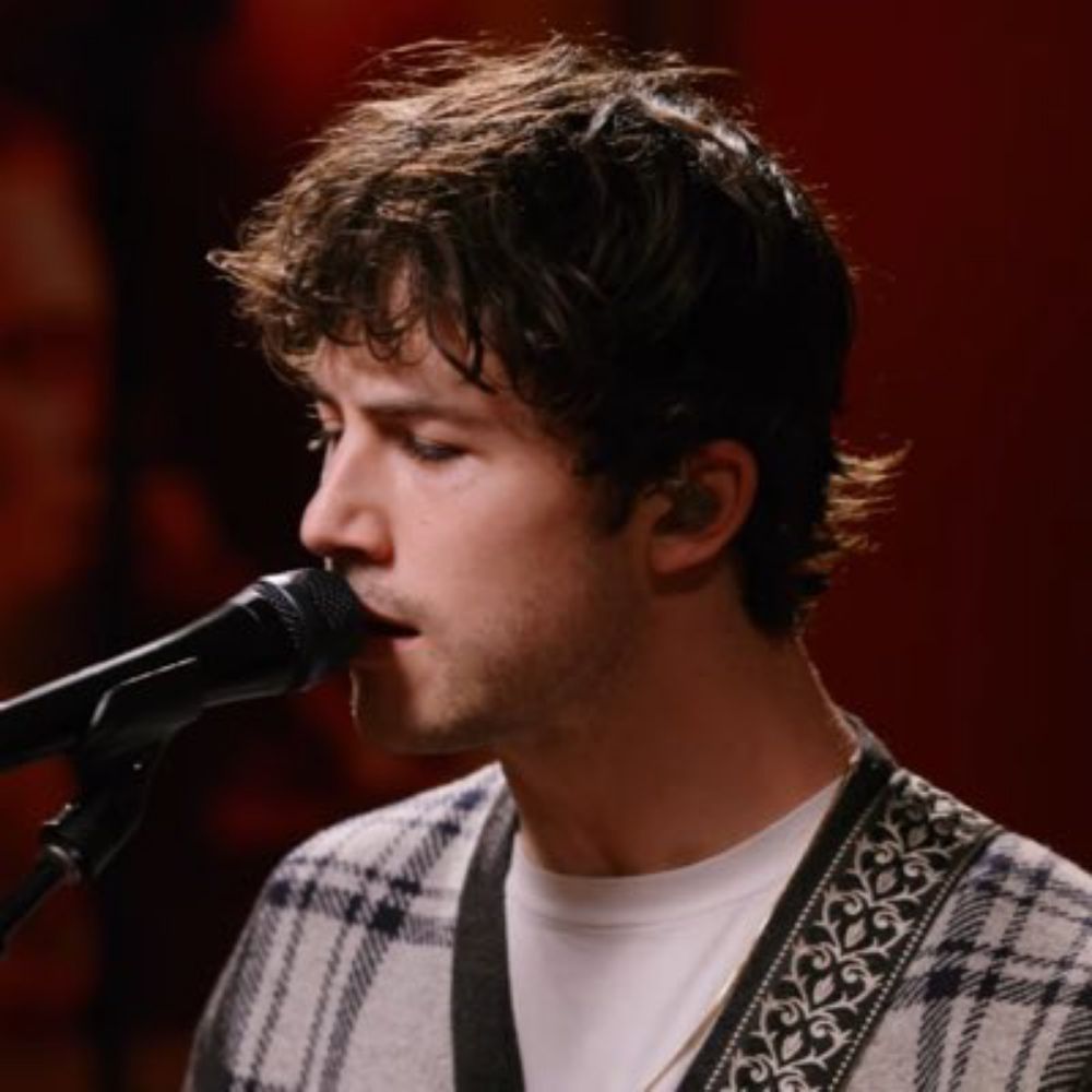 jurídico dylan minnette★