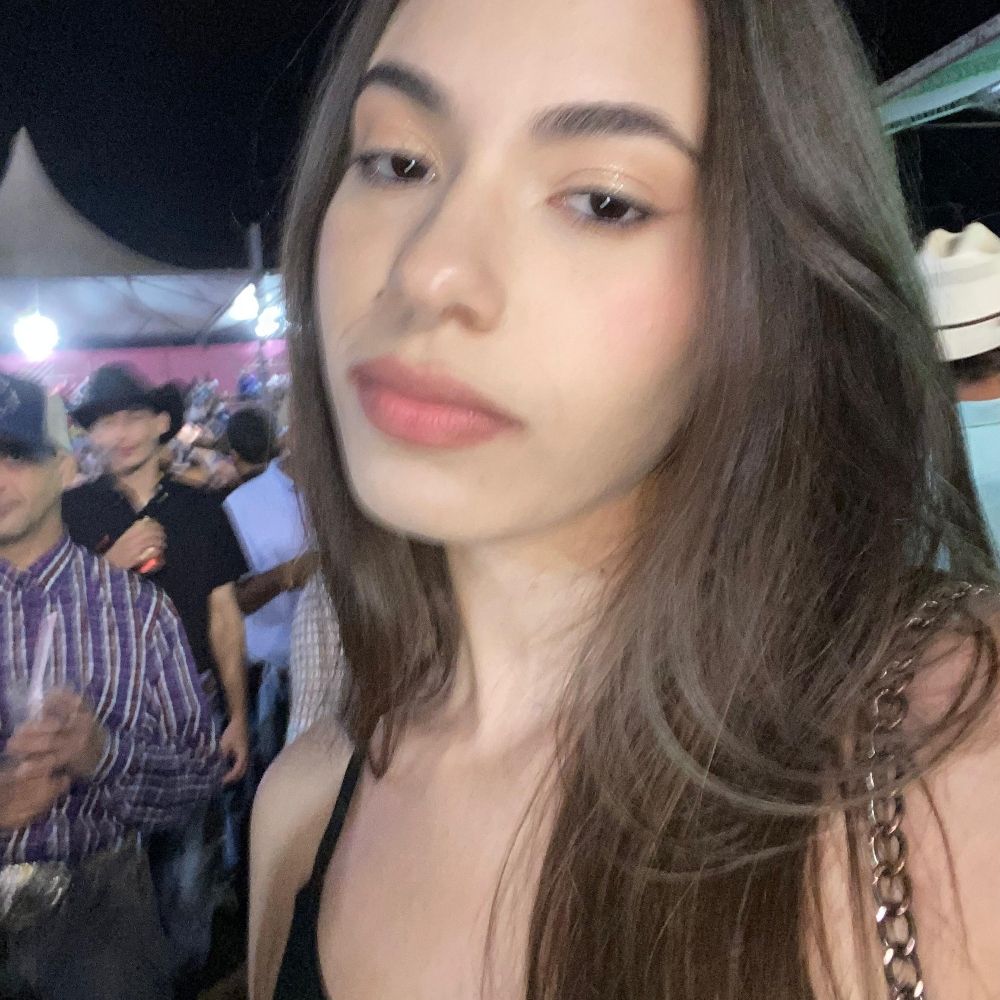clara 🪴