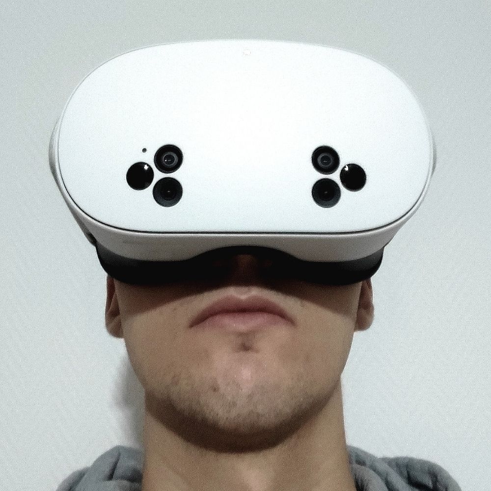 AdrienEnVR