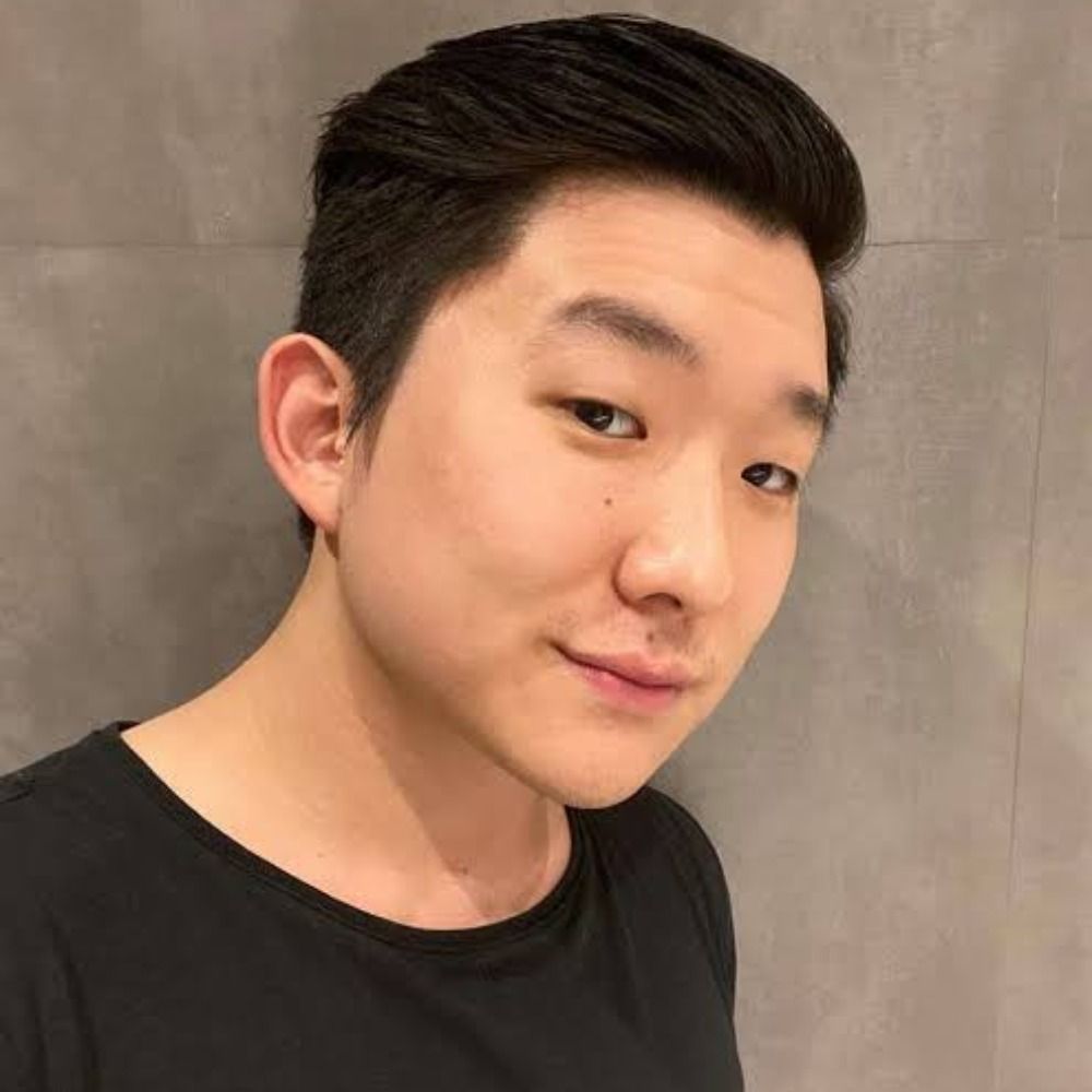 Pyong Lee