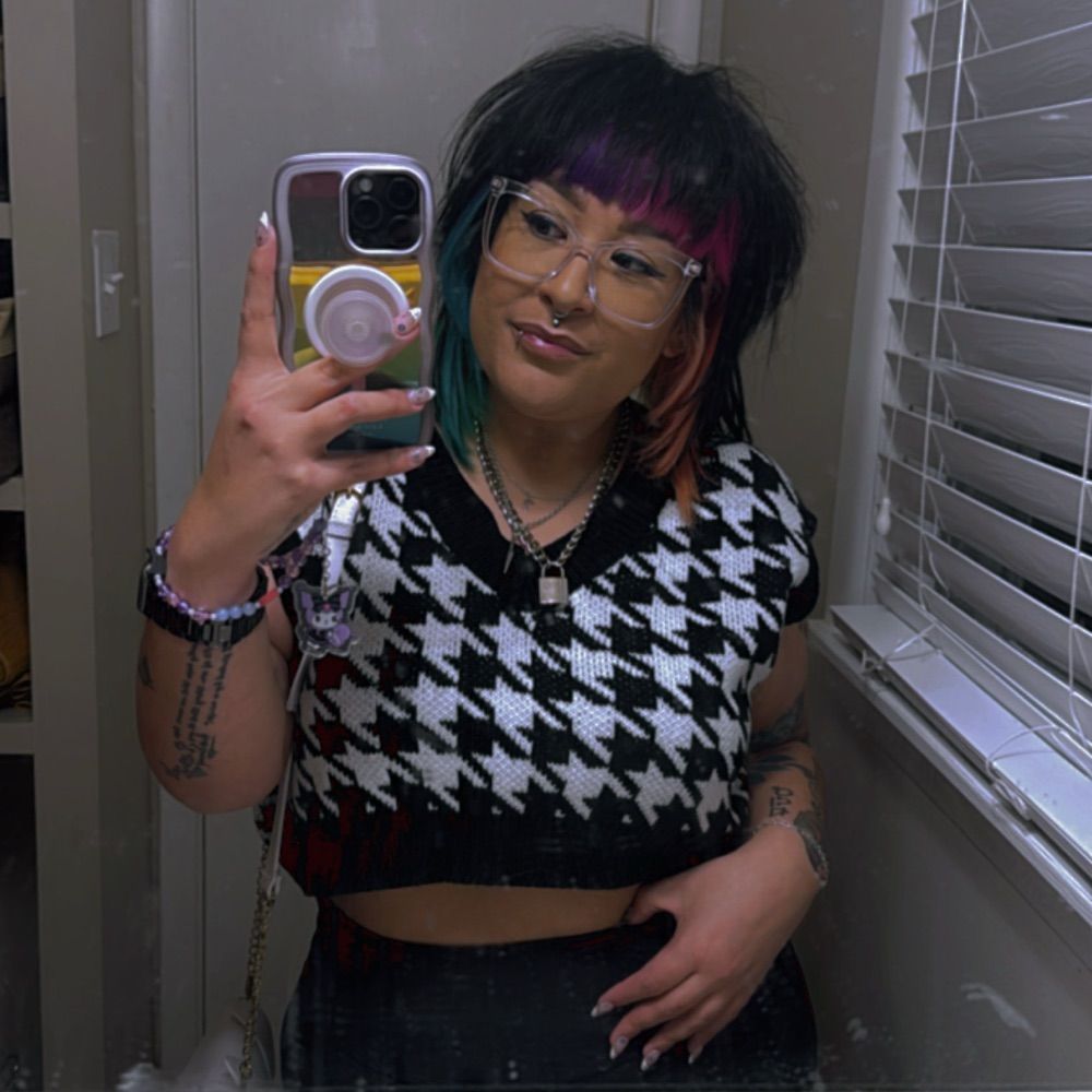 Sasha 🦄🌈🖤