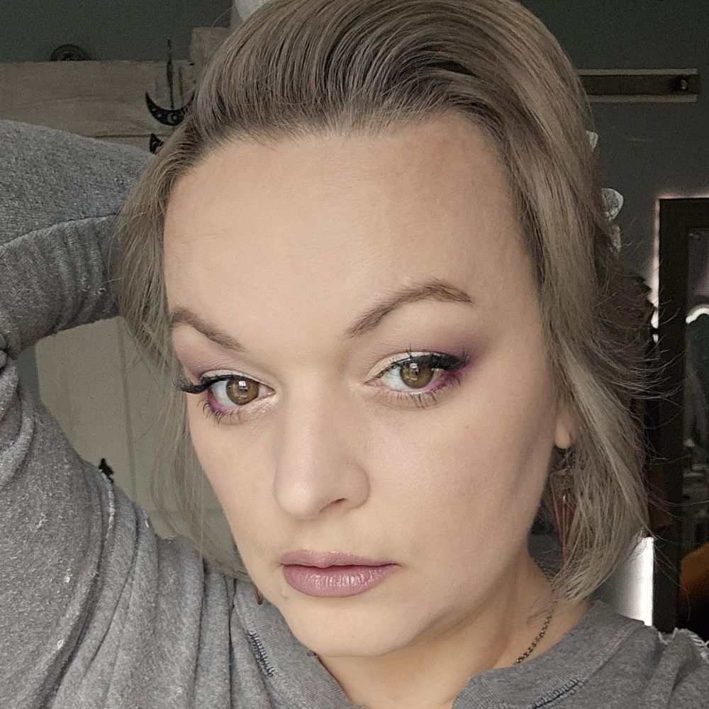 Cassandra-knows-it-all
