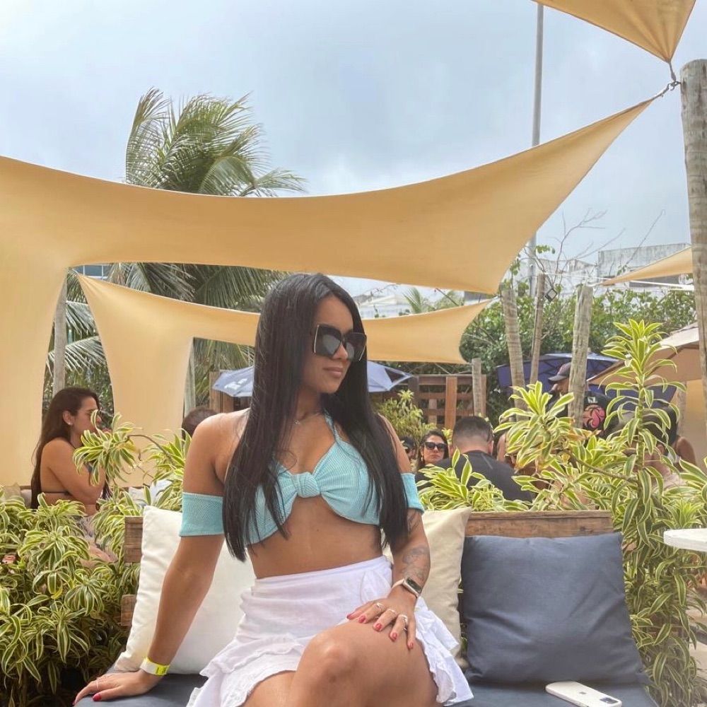 Thayna Antonacio 