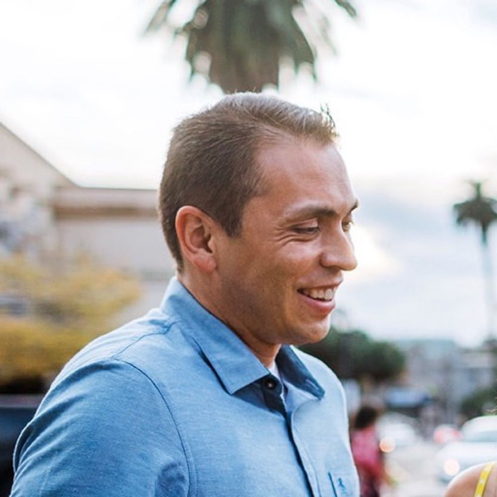 Max Espinoza