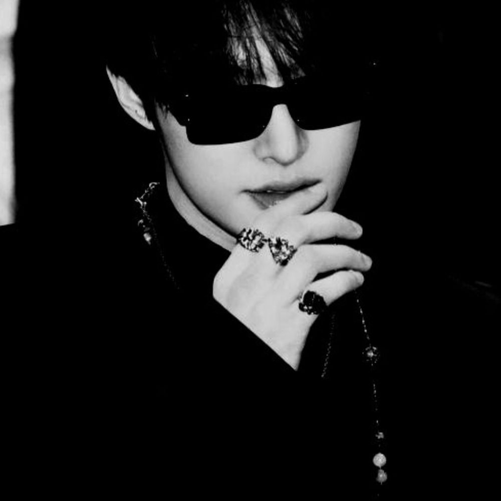 ㅤ ㅤ    ㅤ ㅤ    ㅤ ㅤ    𝒗.