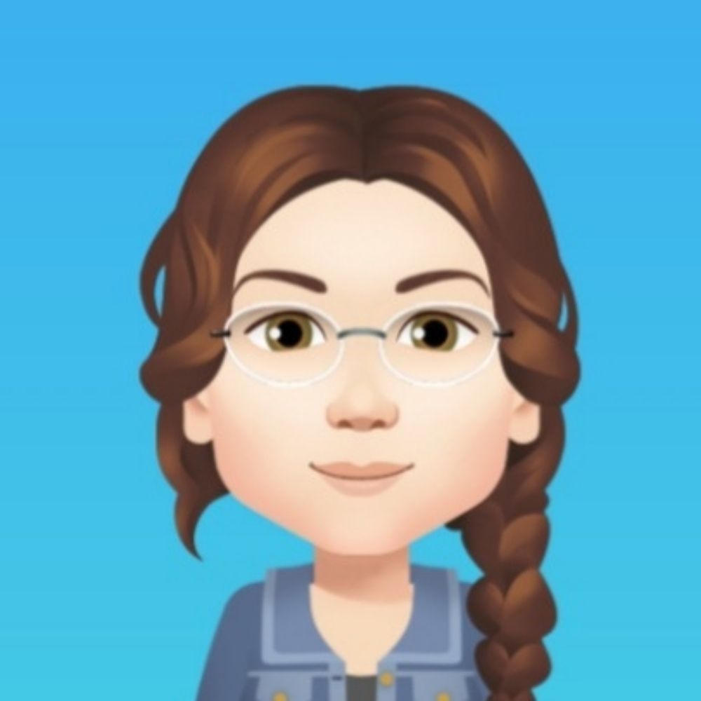 Lara The Ruby Bee