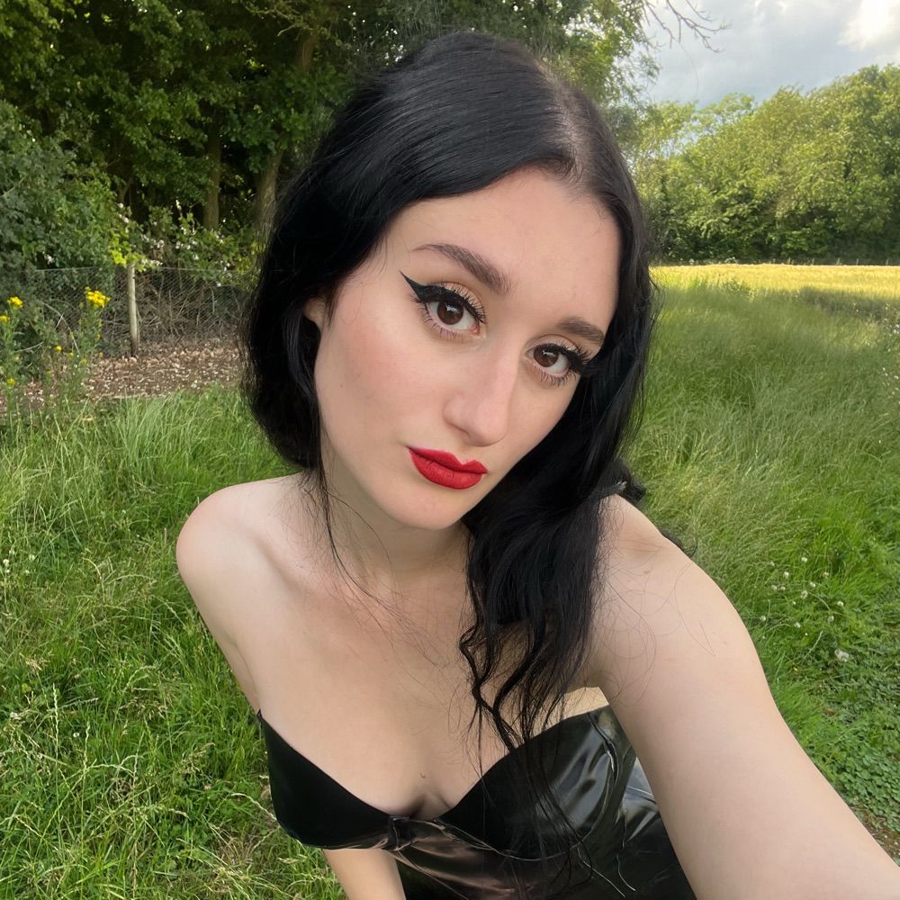 Scarlett Poppy