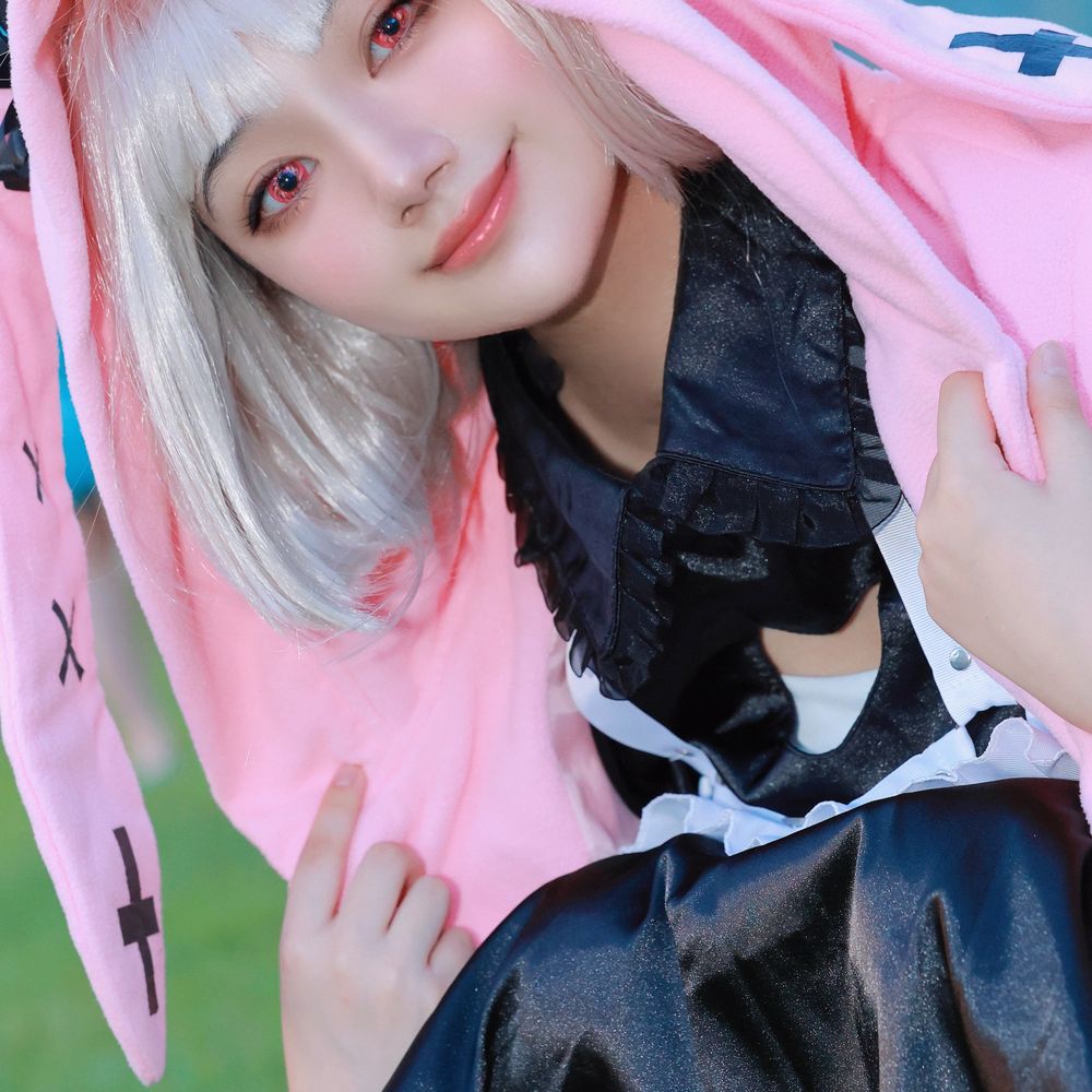 夜桜紫音