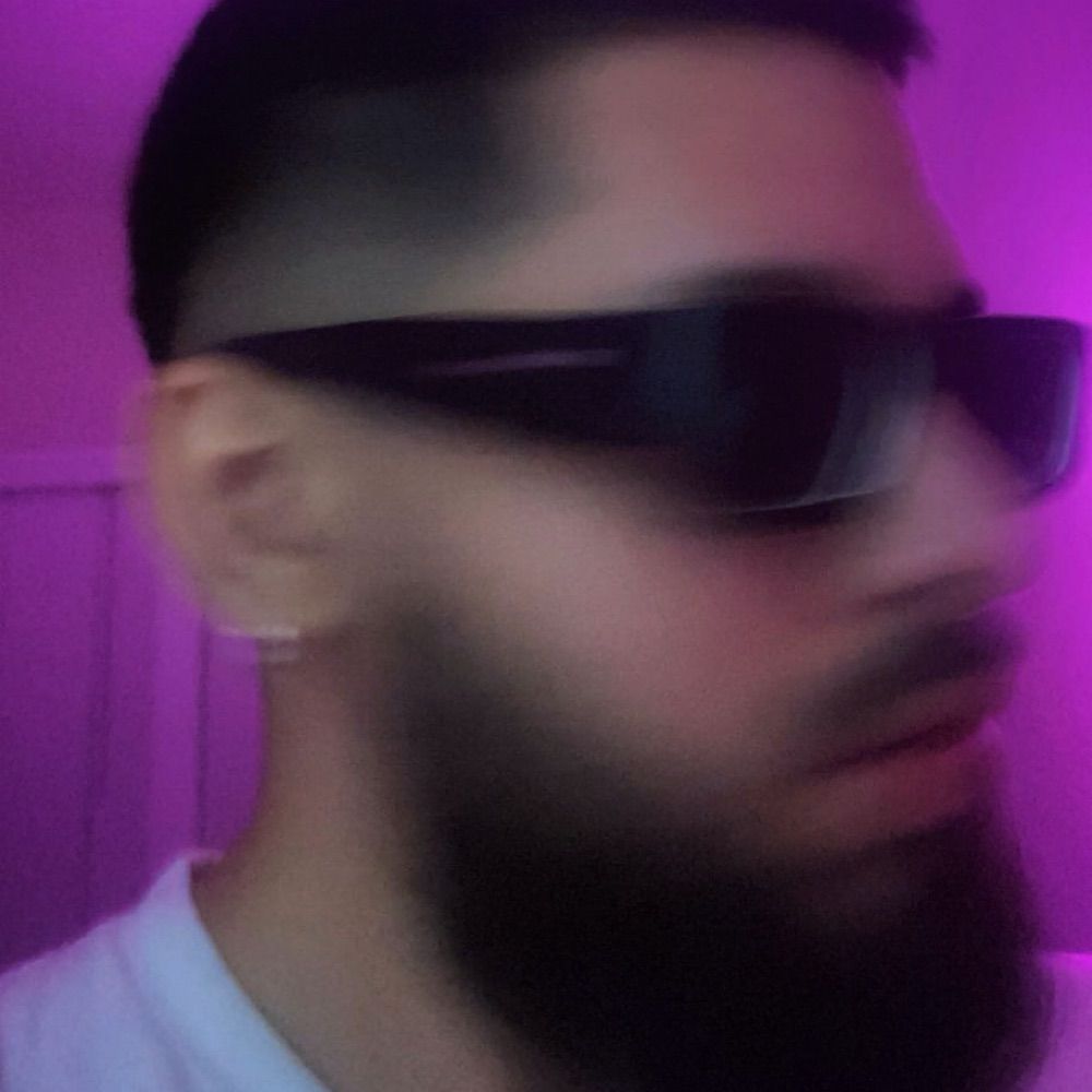 ° / -