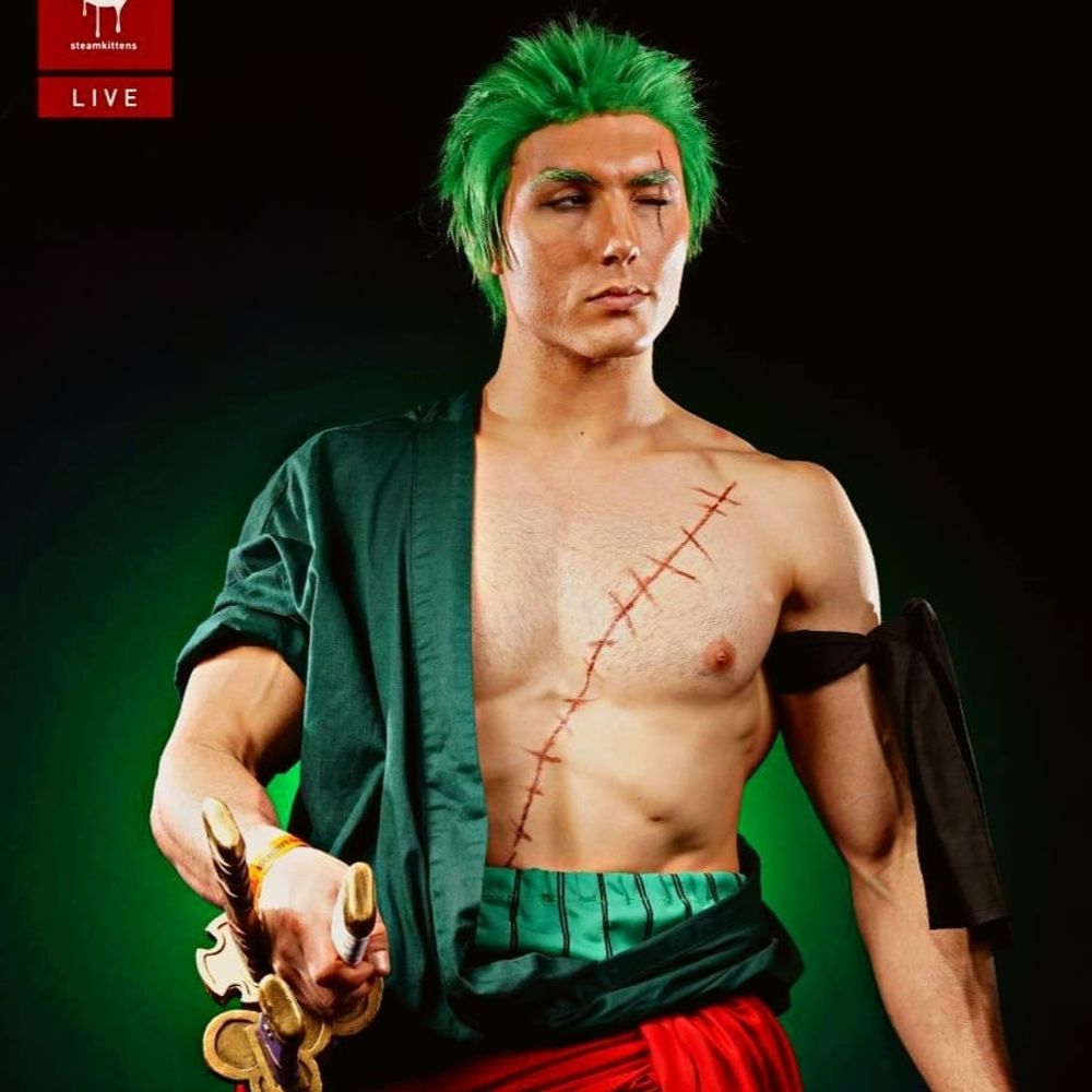 Cosplay Coach 