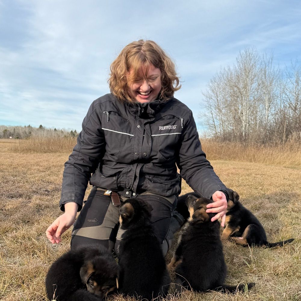 Julia Major - Canine Coach