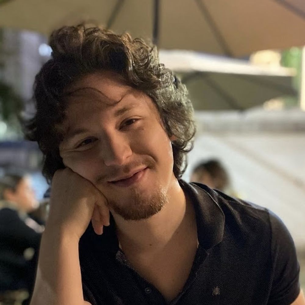 Adriano Camacho