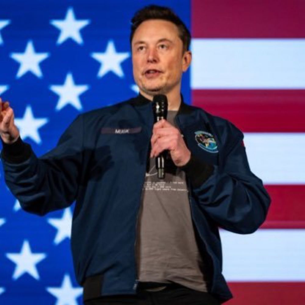 Profile picture elonreevemusk445.bsky.social