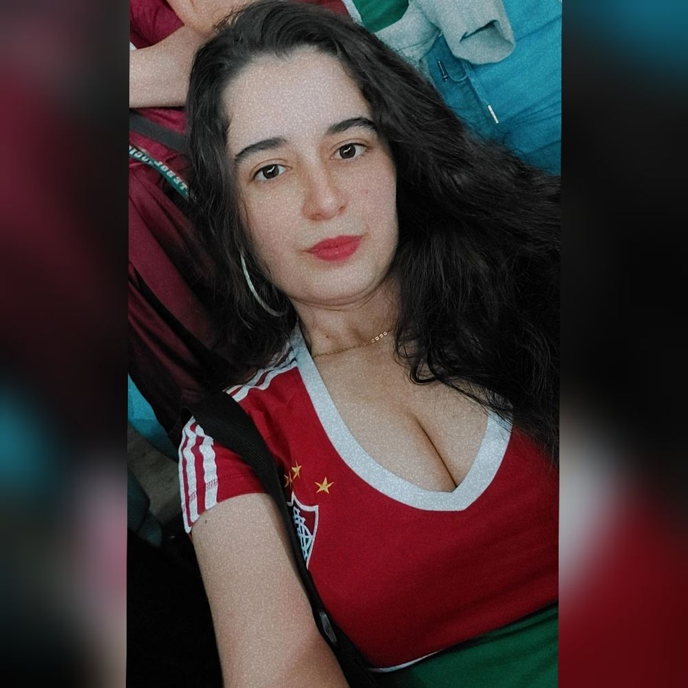 Victoria Dantas 