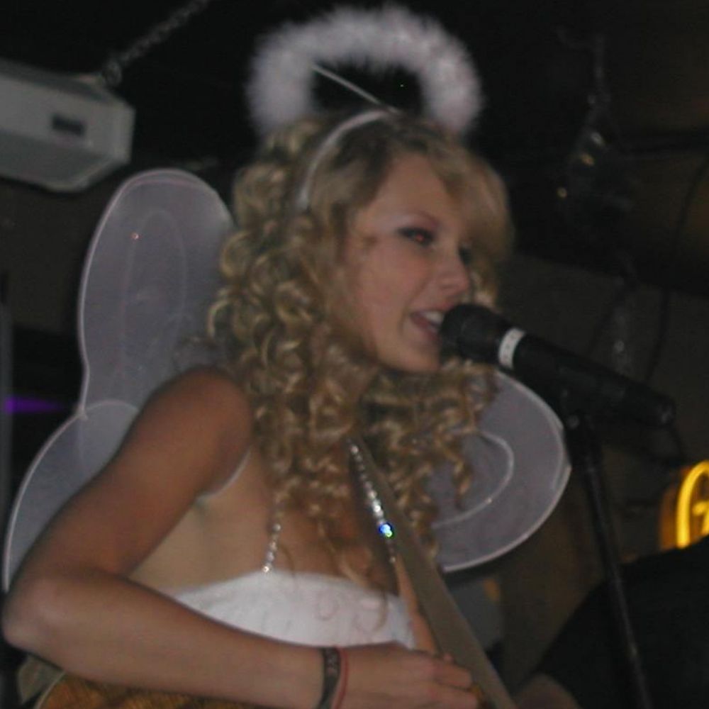 angel; friend of dorothea 🪽