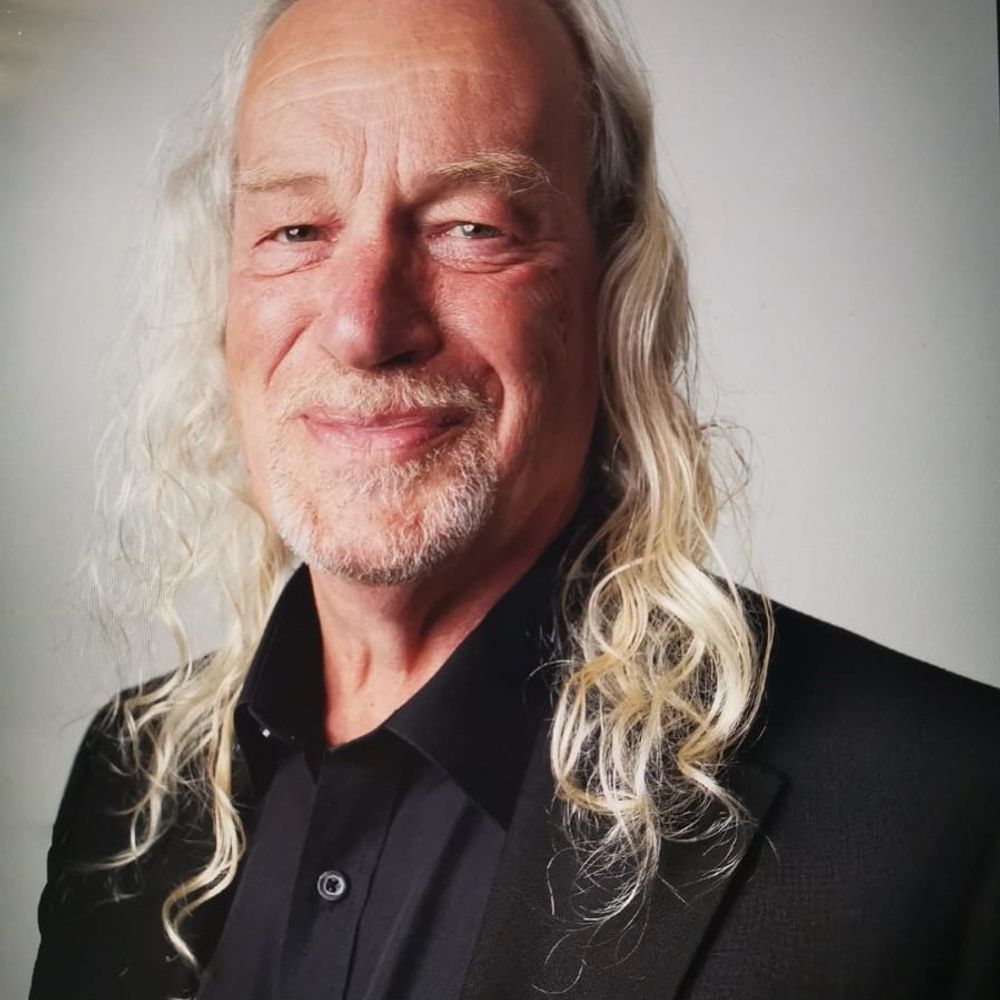 Tony Warne