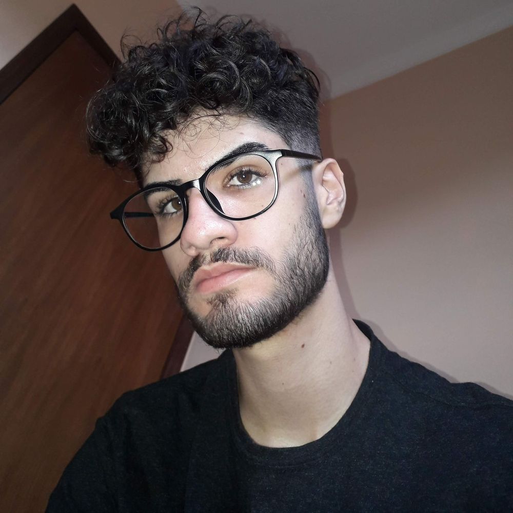 André